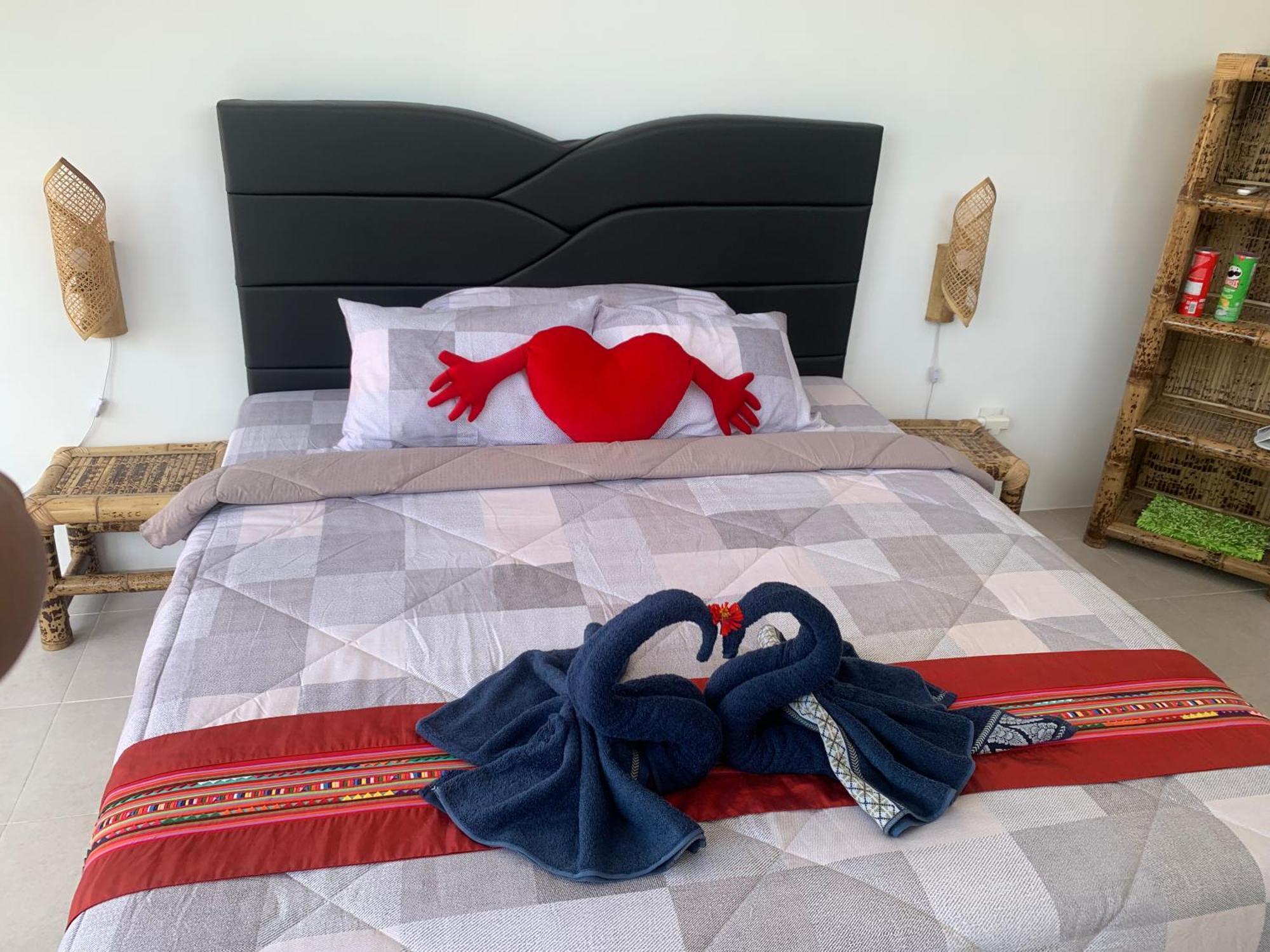 Gili Davidoff Upstairs Budget And Deluxe 吉利特拉旺安 外观 照片